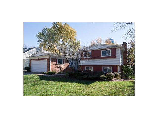 1304 N Bay