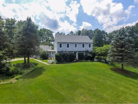 5272 W Liberty Rd