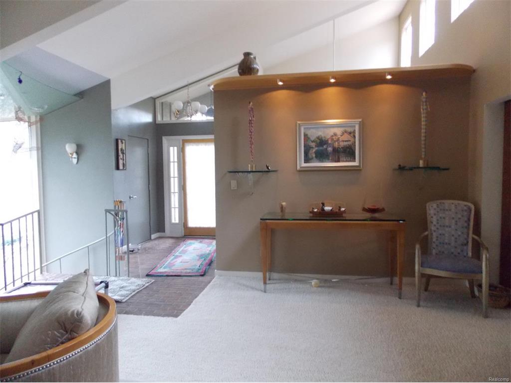 121 W Kingsley #100