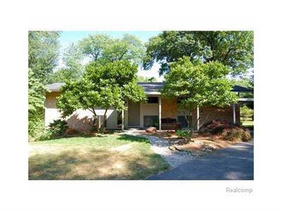 For Sale: 2550 Devonshire Ann Arbor, MI 48104