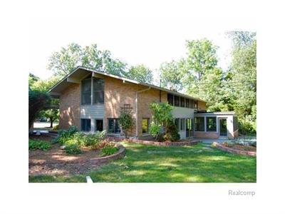 For Sale: 2550 Devonshire Ann Arbor, MI 48104