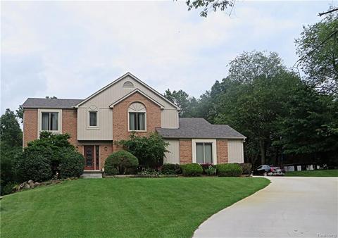 4769 Windberry Ln