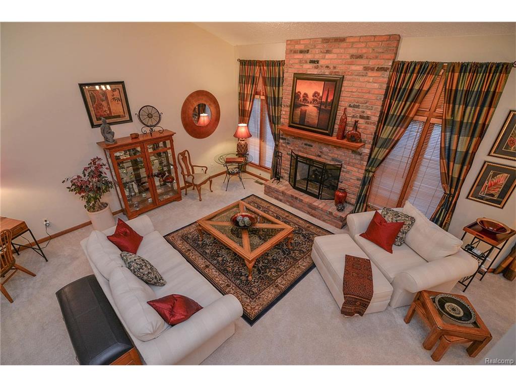 845 Boxwood Ct #37