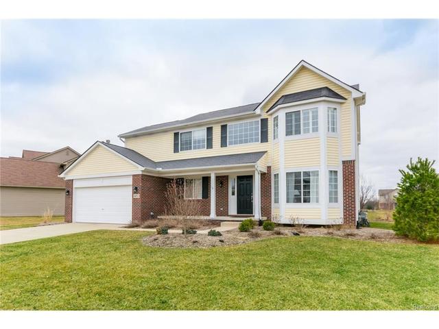 531 Fairways Ln