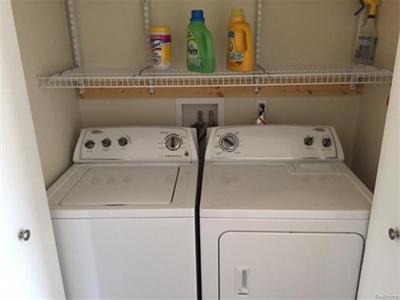 For Sale: 8416 Walnut Hl Dexter, MI 48130