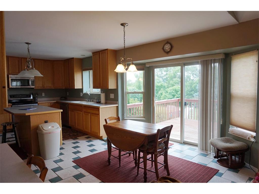 9817 Oxford Ct Dexter, MI 48130