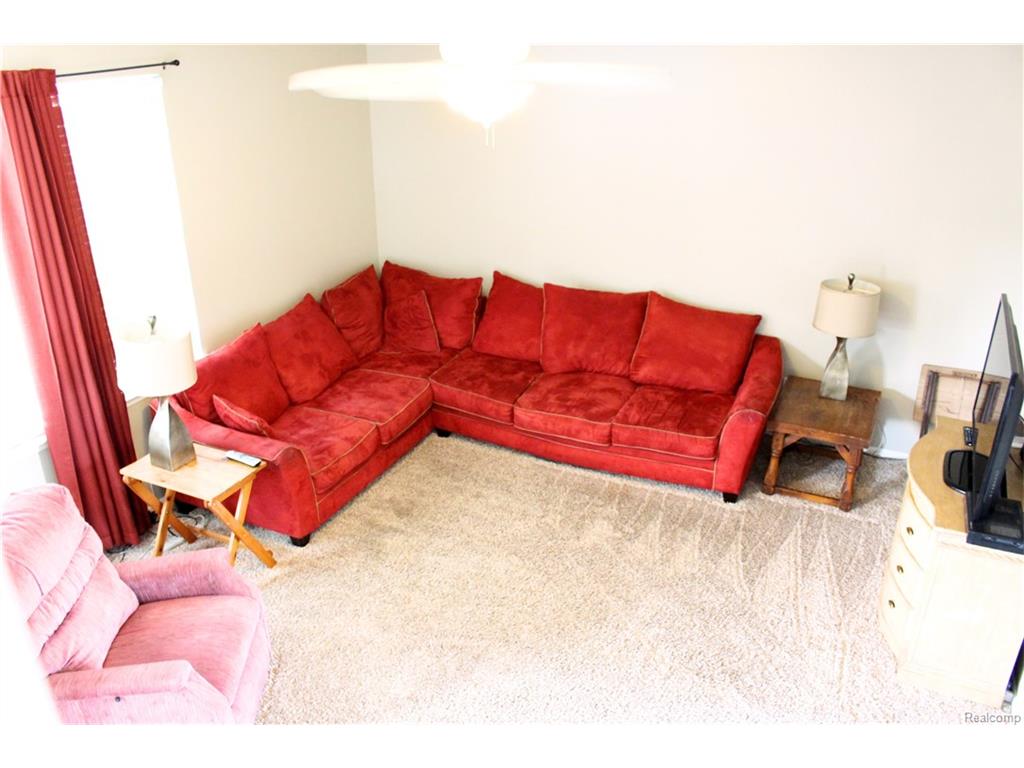 1152 Oakville Waltz Rd