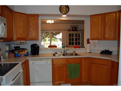 27820 Reo Grosse Ile, MI 48138