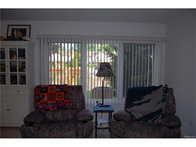 27820 Reo Grosse Ile, MI 48138
