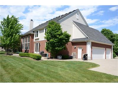 24392 Parke Grosse Ile, MI 48138