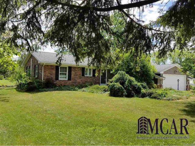 1069 W Lloyd