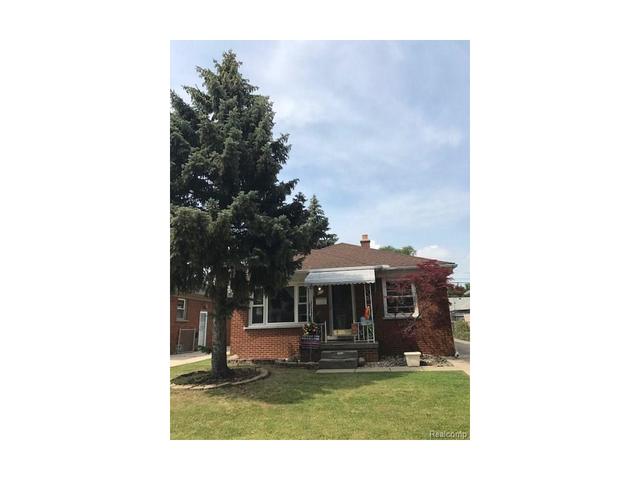638 White Ave