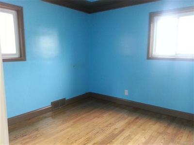 For Sale: 758 Garfield Lincoln Park, MI 48146