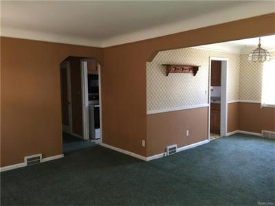 For Sale: 654 New York Lincoln Park, MI 48146