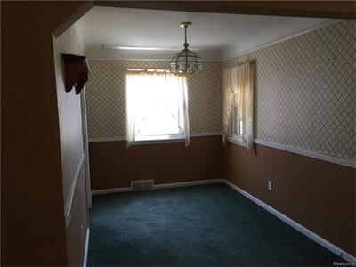 For Sale: 654 New York Lincoln Park, MI 48146