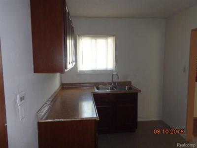 11112 Middlebelt