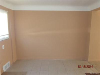 11112 Middlebelt