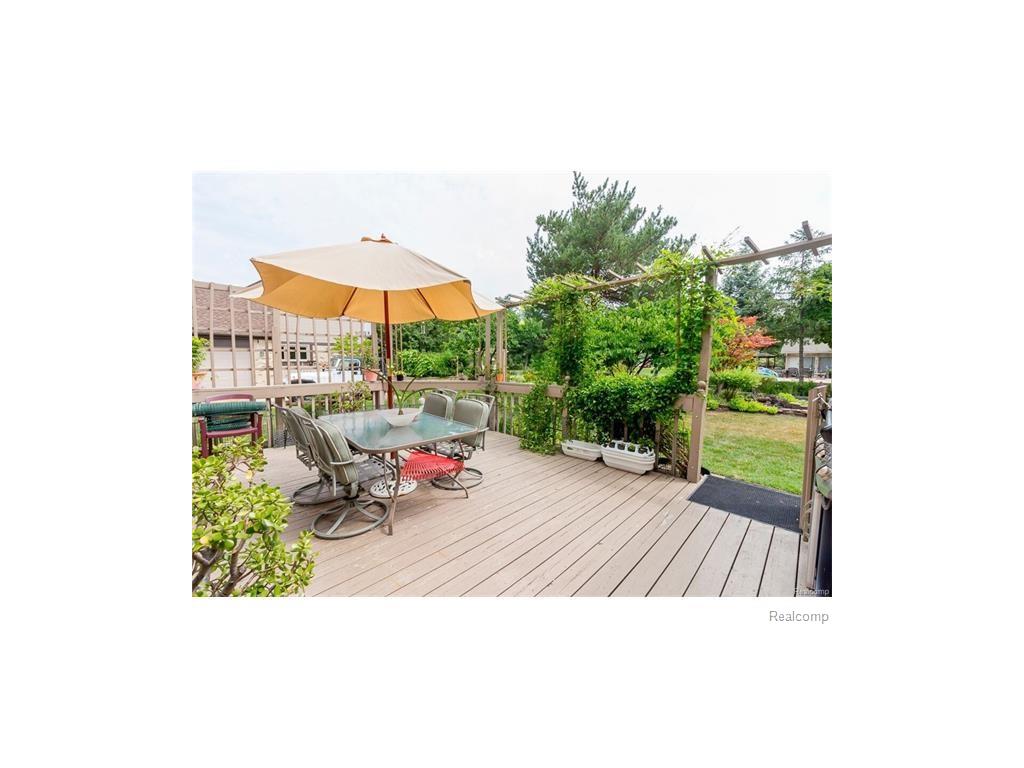 20404 Gary Ln