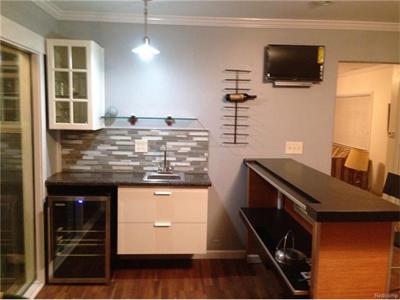 18215 Westmore Livonia, MI 48152