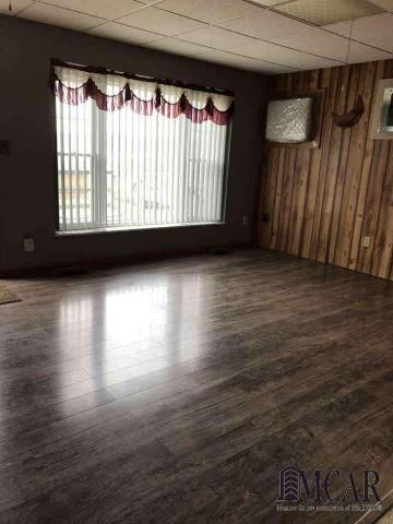 15465 Parkwood Dr