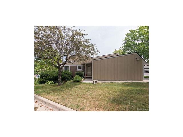 16755 Carriage Way
