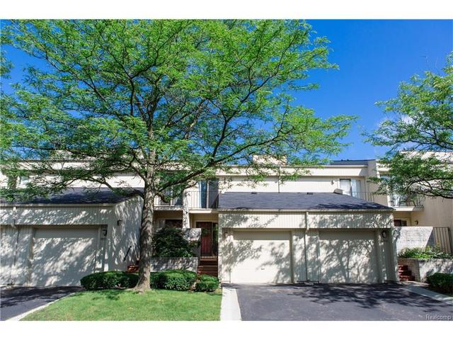 16755 Carriage Way