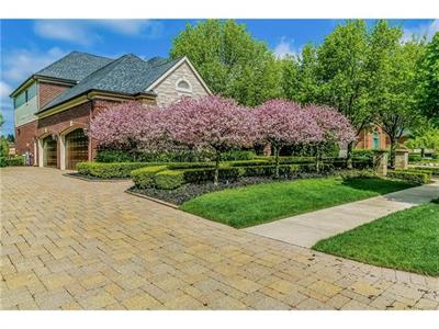 17673 Parkshore, Northville MI 48168