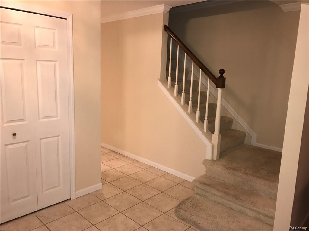 41706 Sunnydale Ln