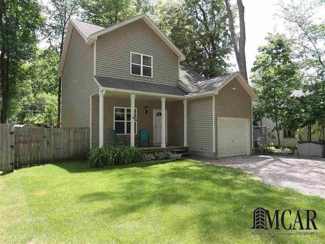 2558 Lister Dr