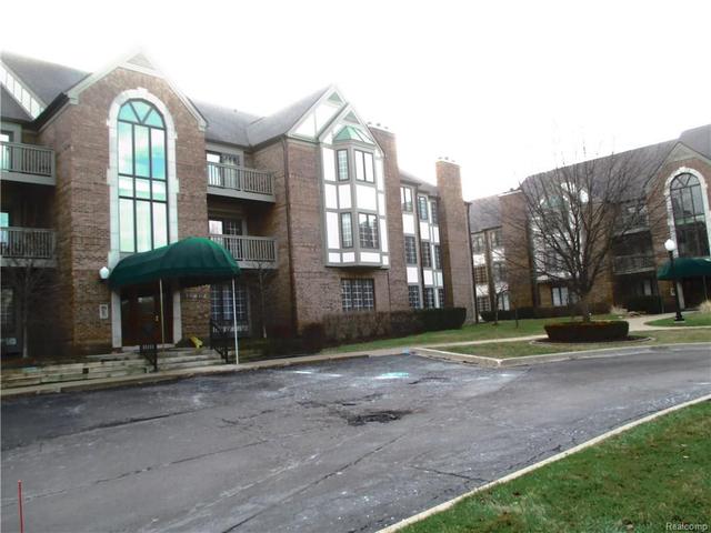 8727 Columbia Cir