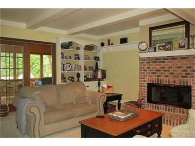15119 Robinwood Plymouth, MI 48170