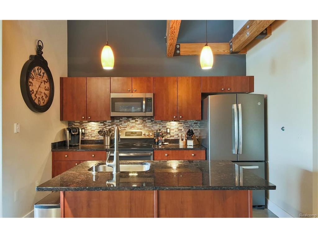 300 Hamilton St #308