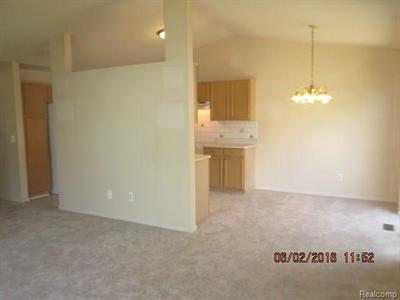 For Sale: 13884 Watersway Rockwood, MI 48173