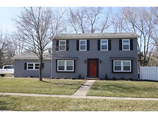 307 W Bemis Rd