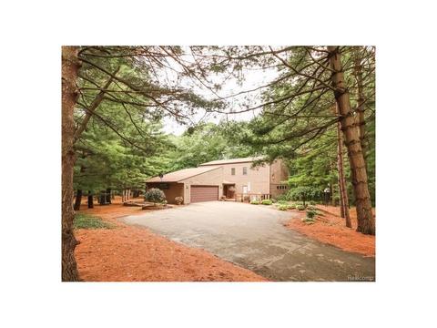 10502 River Edge Trl