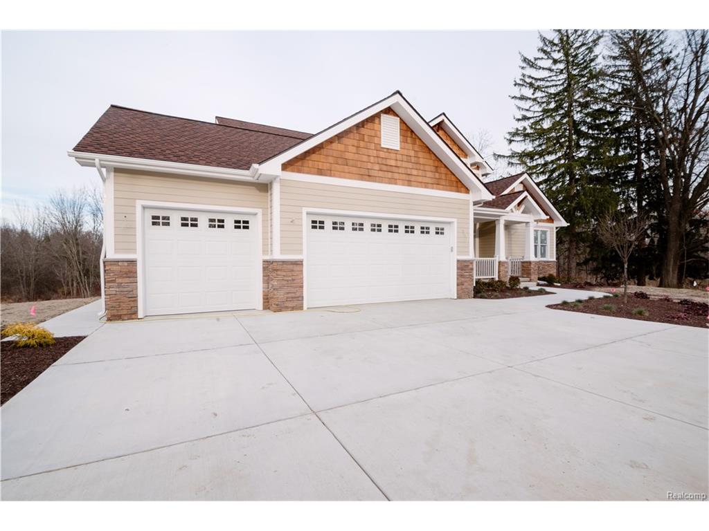 5507 7 Mile Rd