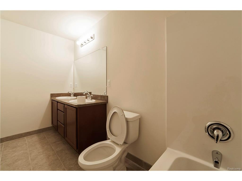 APT 46 Milford Rd.