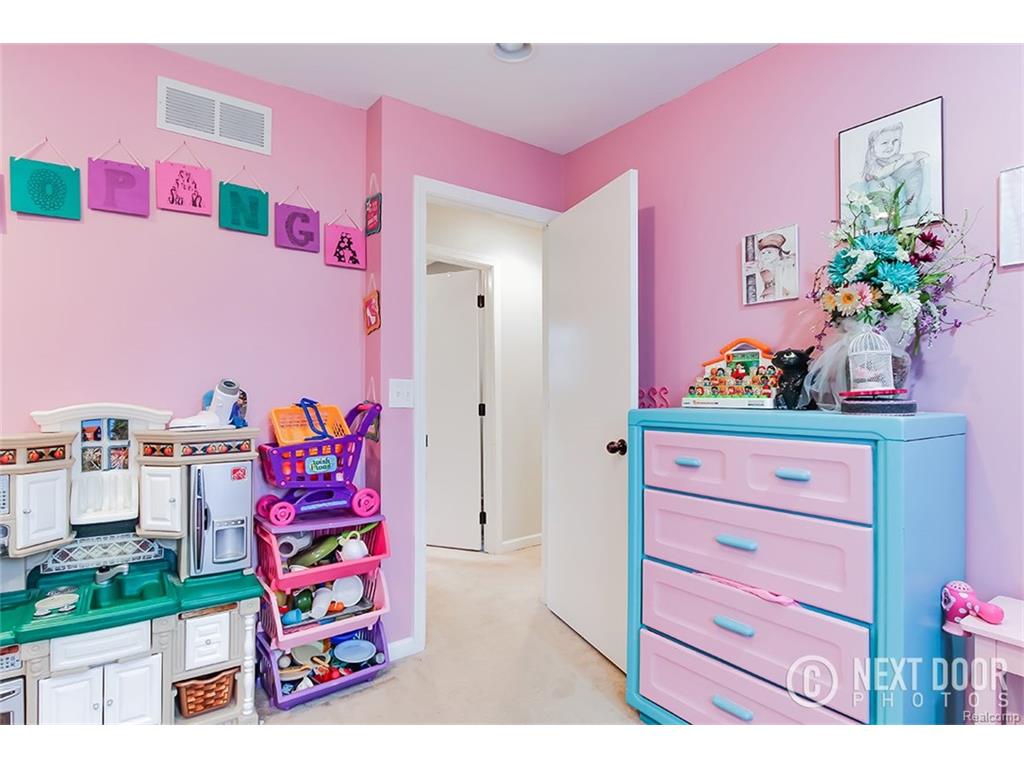 30051 Lamplighter Ct