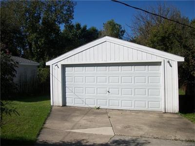 For Sale: 15096 Beech Daly Taylor, MI 48180