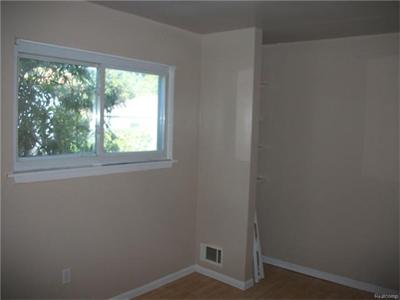 For Sale: 15096 Beech Daly Taylor, MI 48180