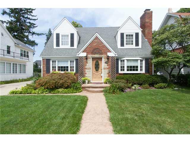 9008 Village Meadows Dr