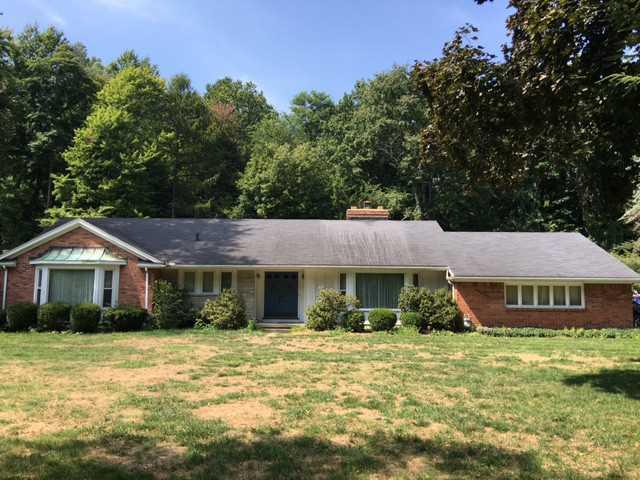 9008 Village Meadows Dr