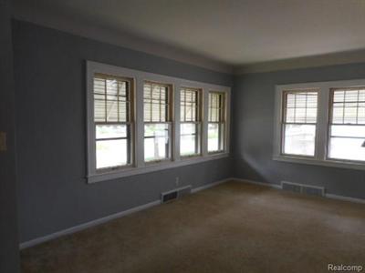 34604 Chestnut, Wayne MI 48184