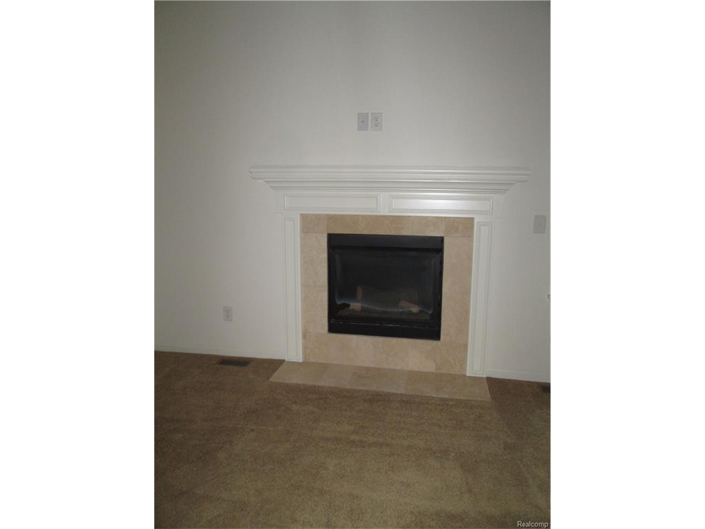 184 N Hix Rd