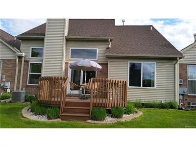 374 Daniel, Westland MI 48186