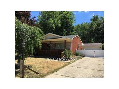 33023 Parkwood