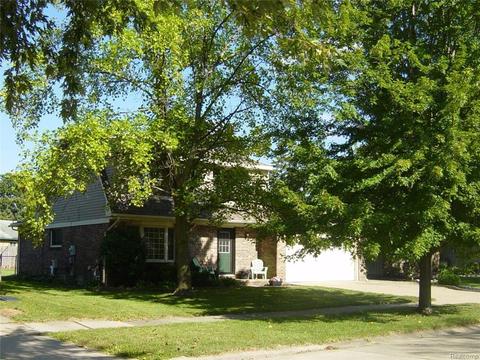 44620 Twyckingham Ln