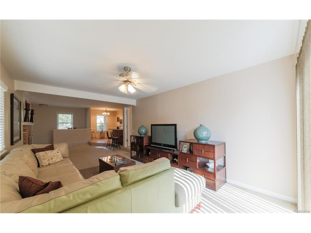 1680 Longfellow