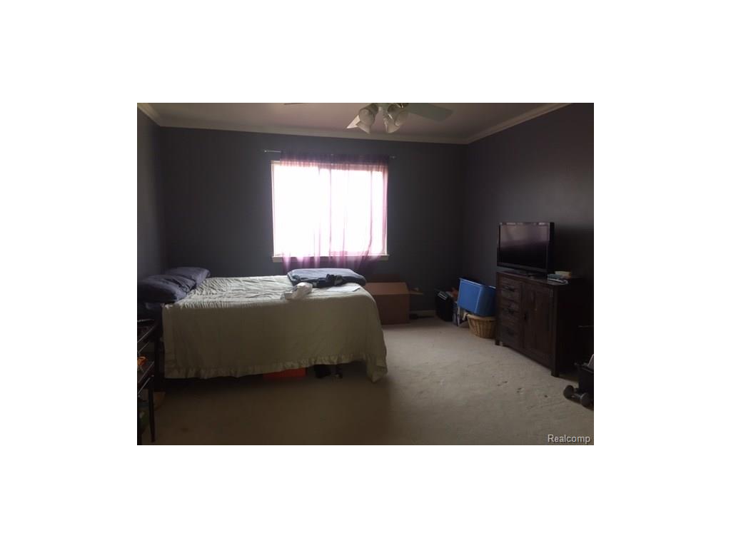 366 Brookfield Dr