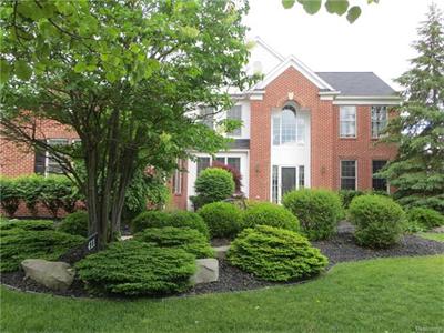 For Sale: 411 Lenox Canton, MI 48188